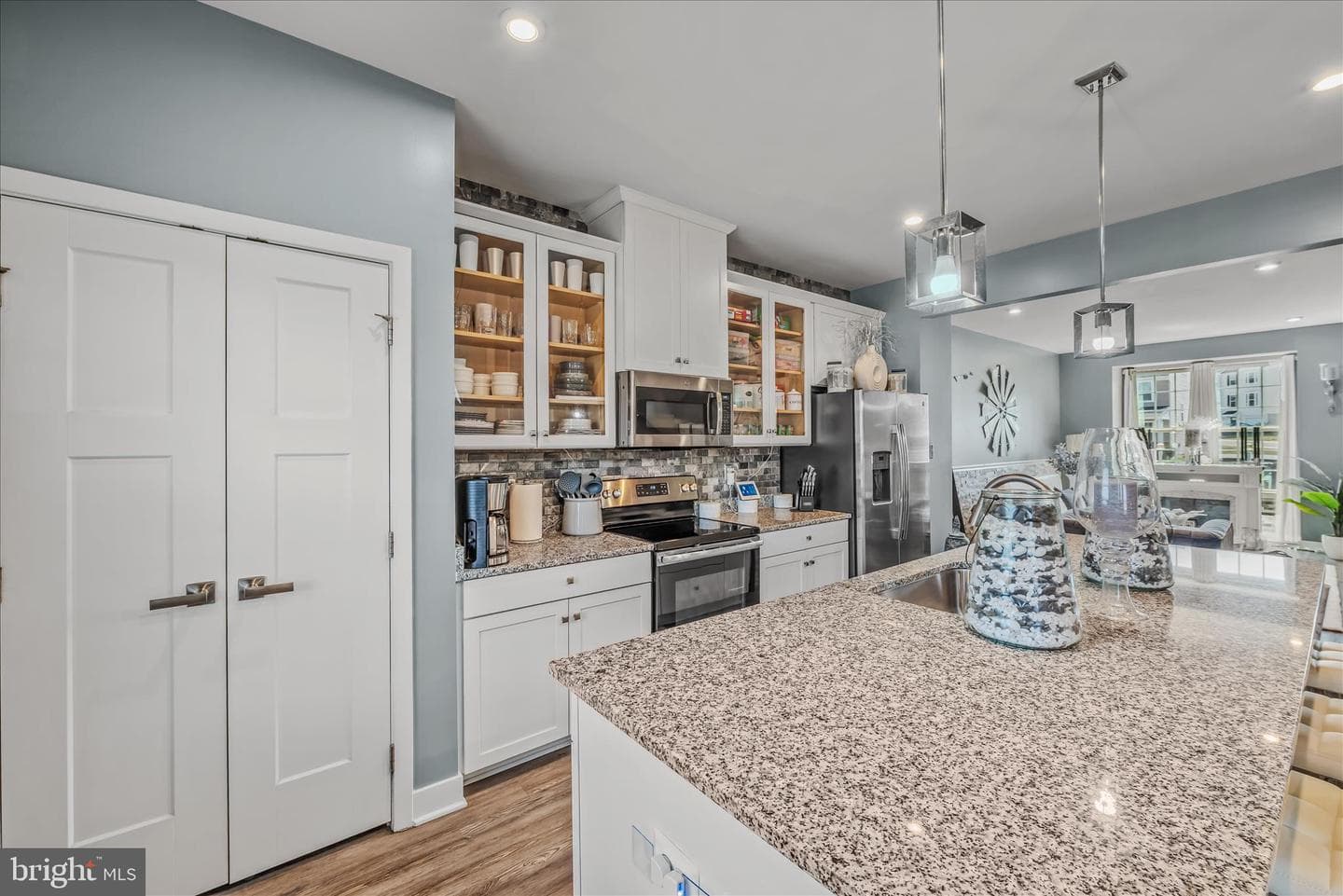 203 Ontario Drive photo 13