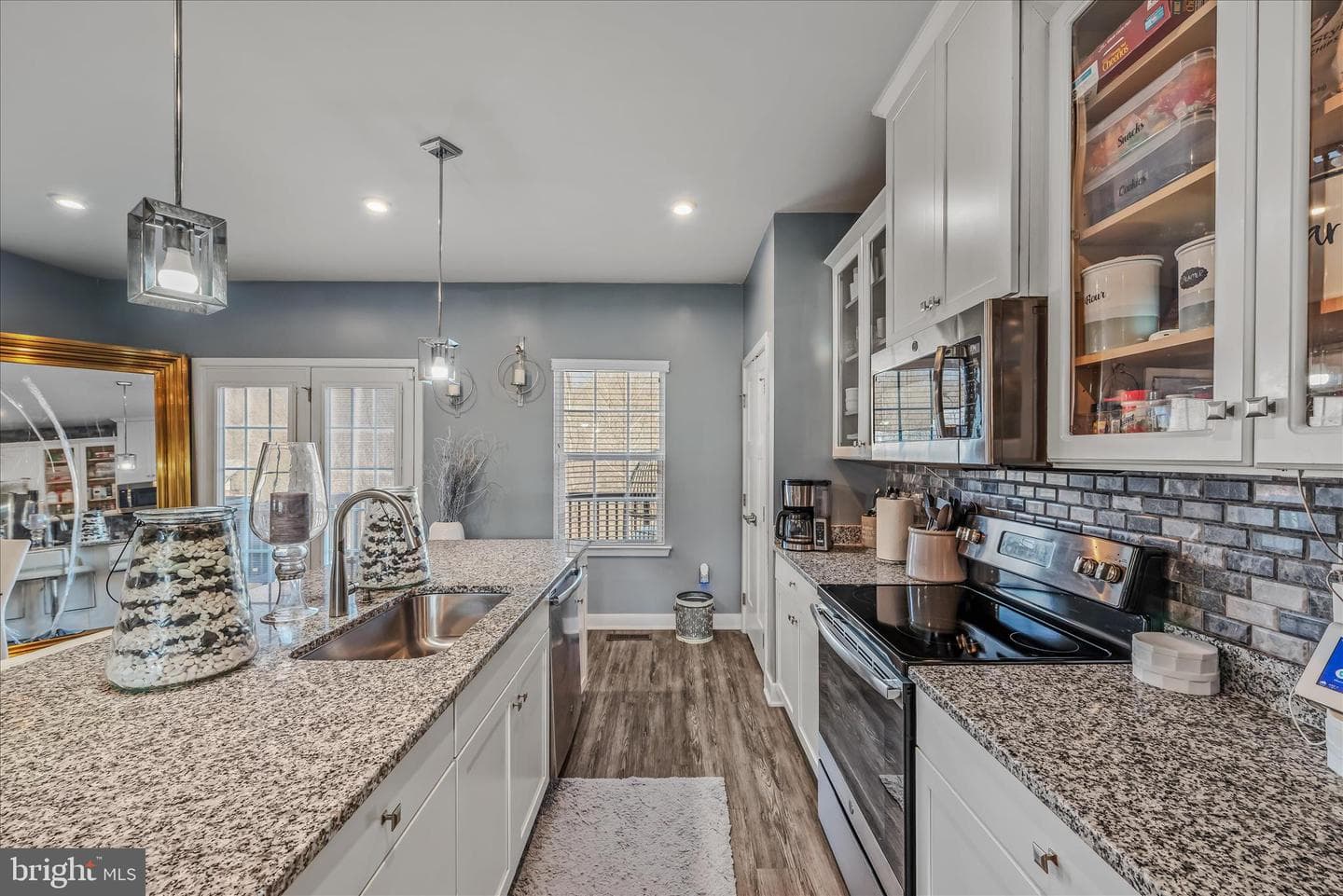 203 Ontario Drive photo 14