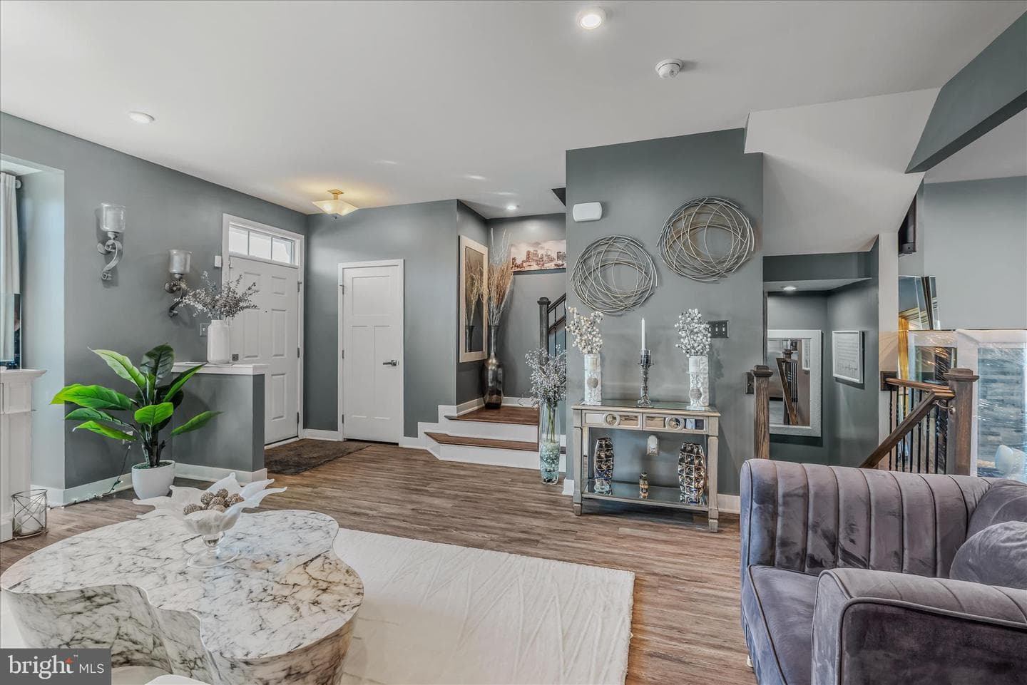 203 Ontario Drive photo 5