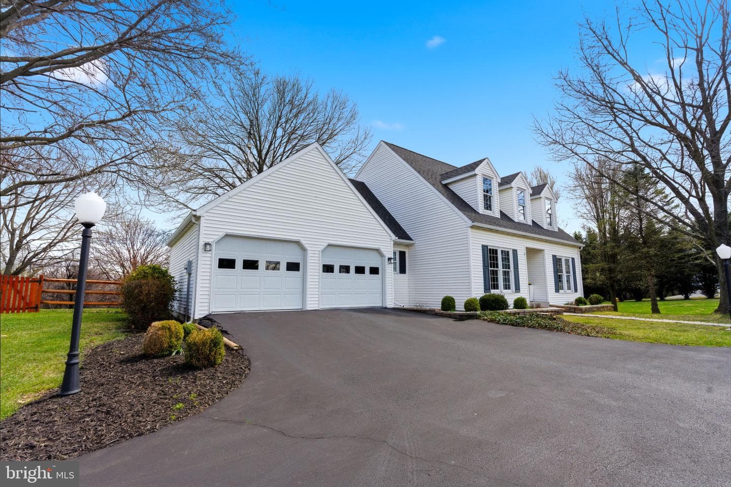 34 Renaissance Drive photo 11