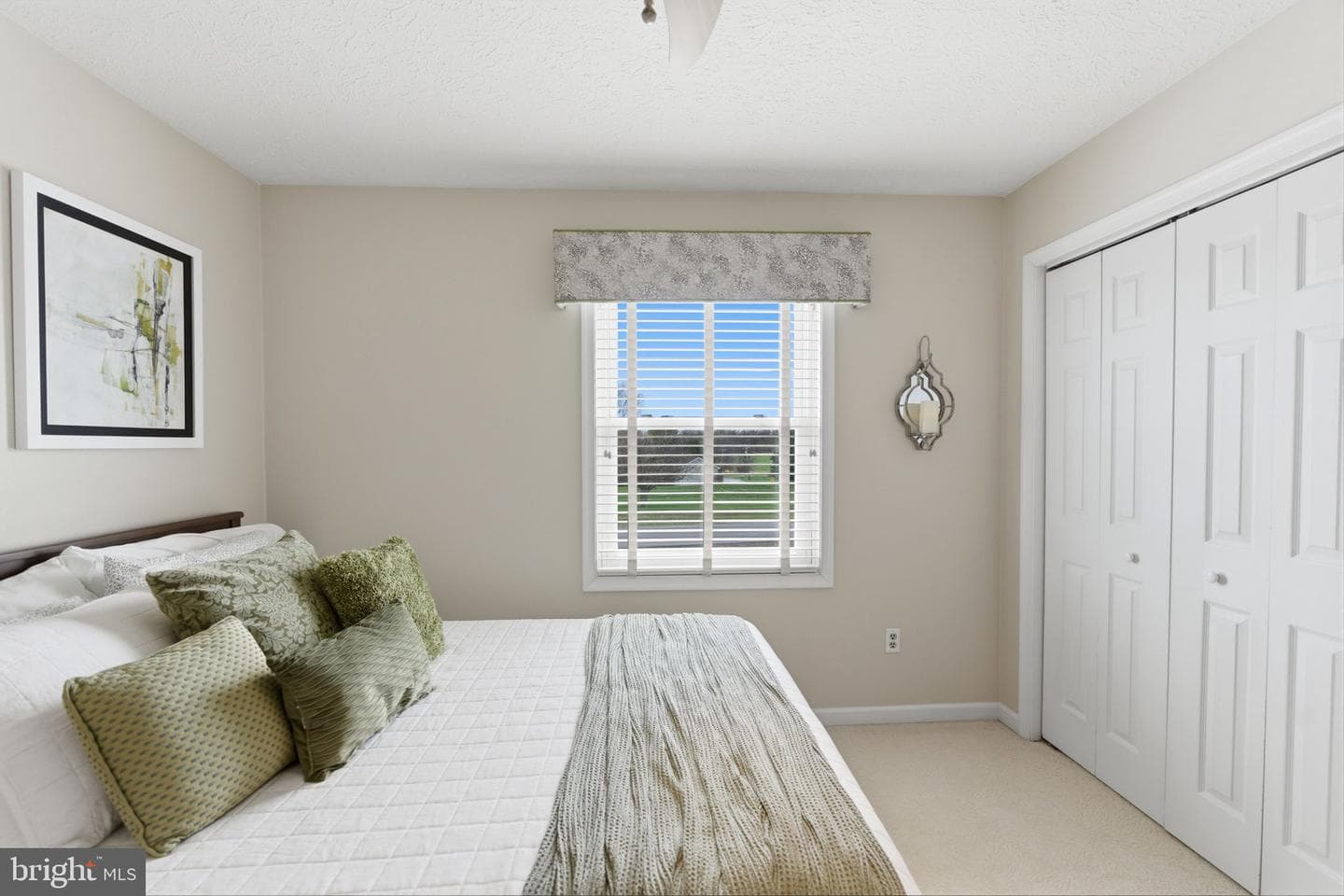 17 Renaissance Drive photo 42