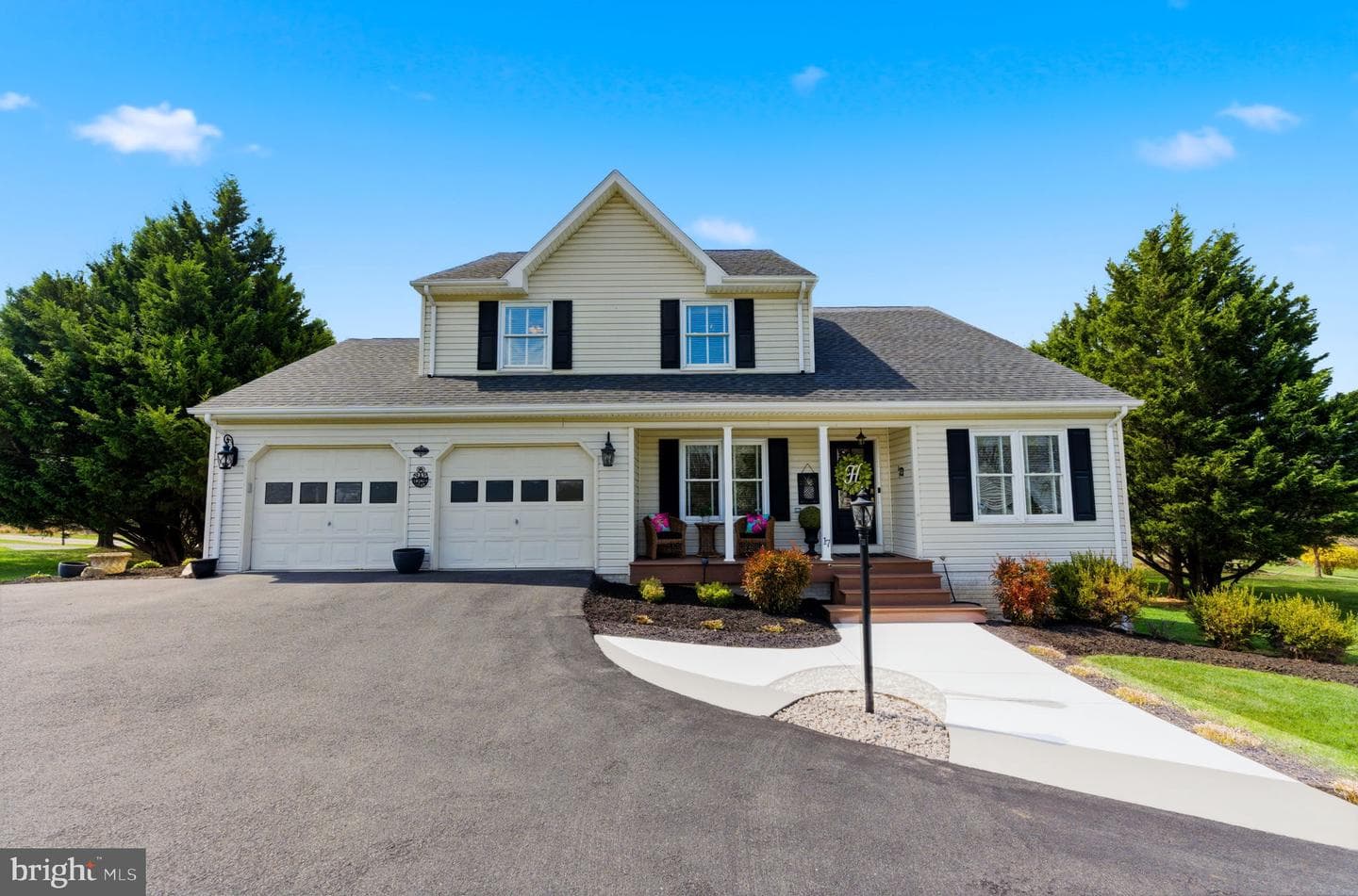 17 Renaissance Drive photo 6
