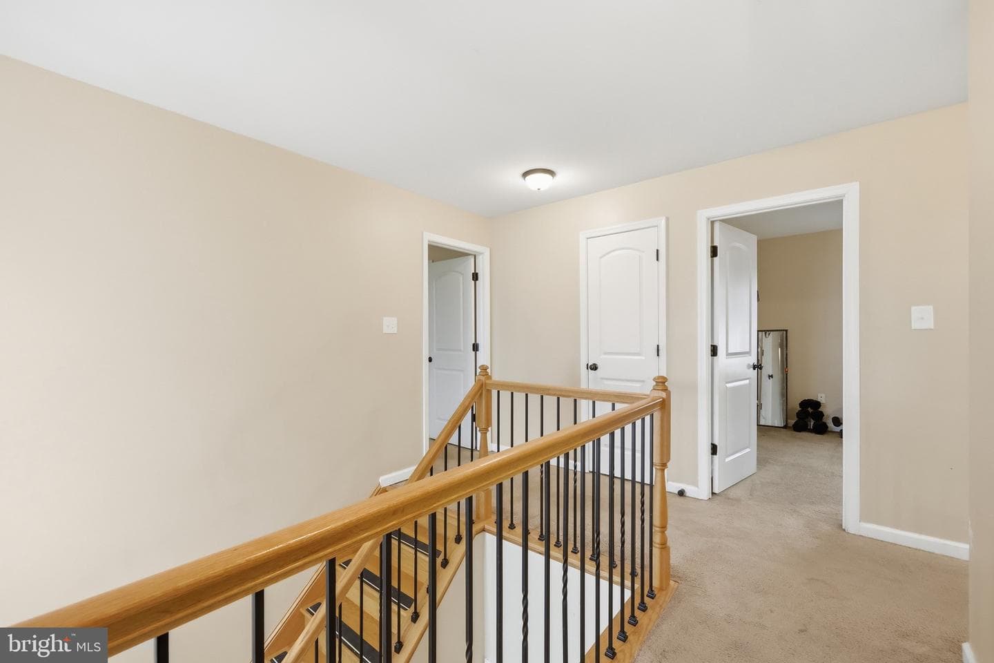 15 Branson Court photo 32