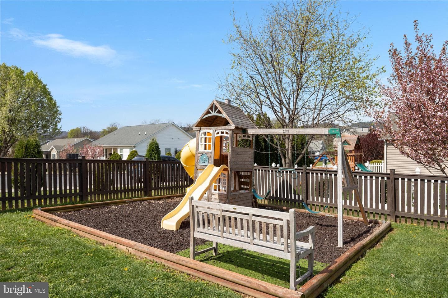 74 Toulouse Lane photo 48