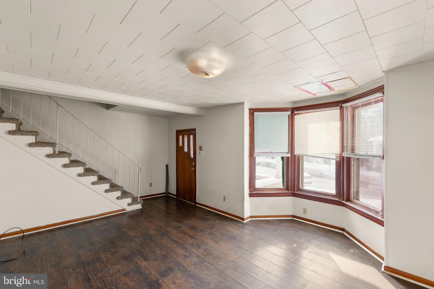 706 W King Street photo 3