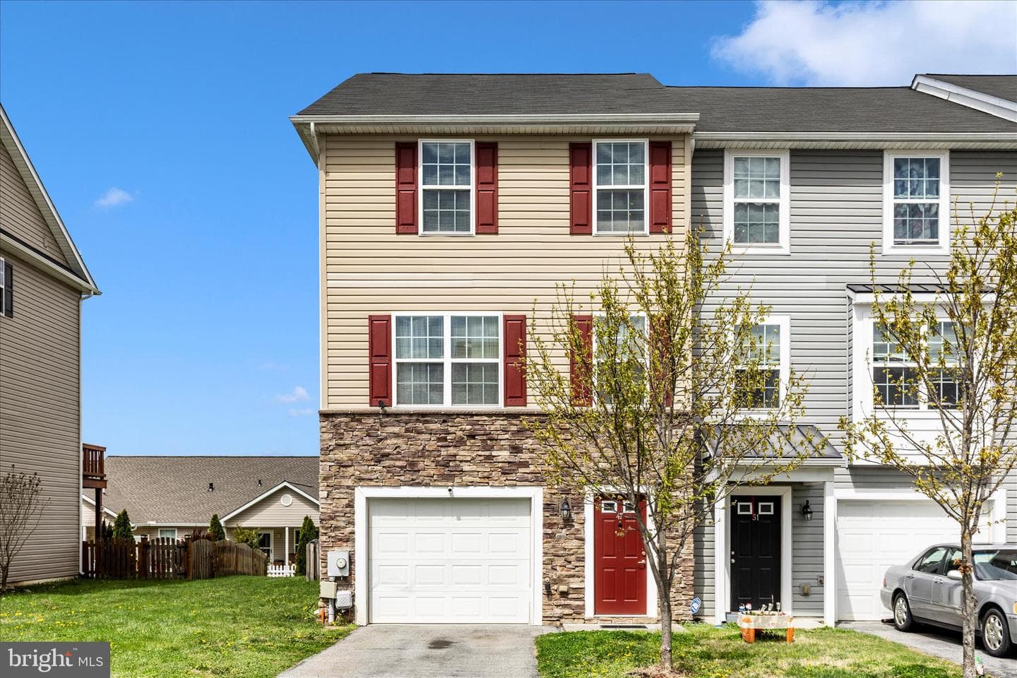 47 Carmody Lane photo 3