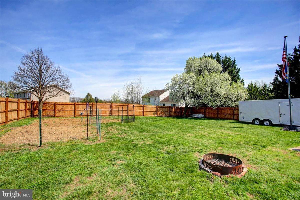 40 Lisa Court photo 28