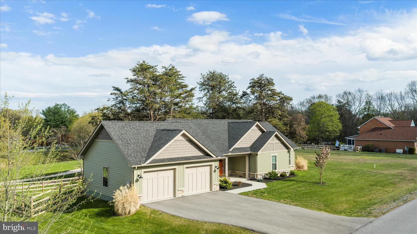 483 Wampum Lane photo 30