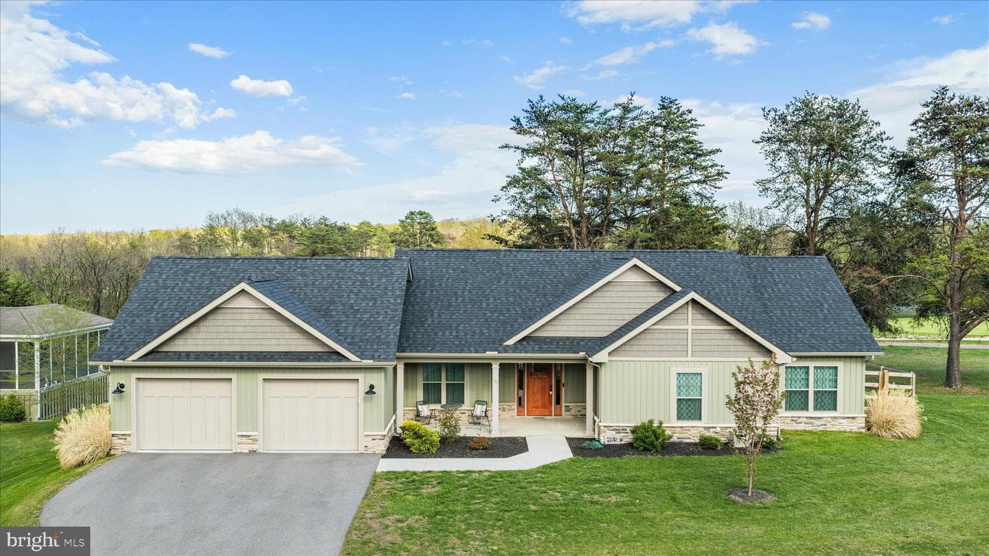 483 Wampum Lane photo 32