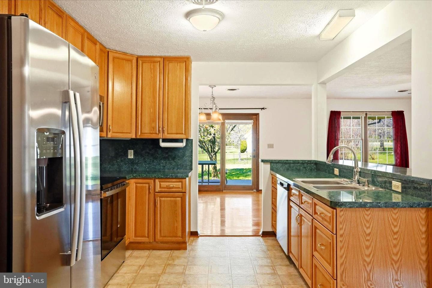 229 Hollis Drive photo 26