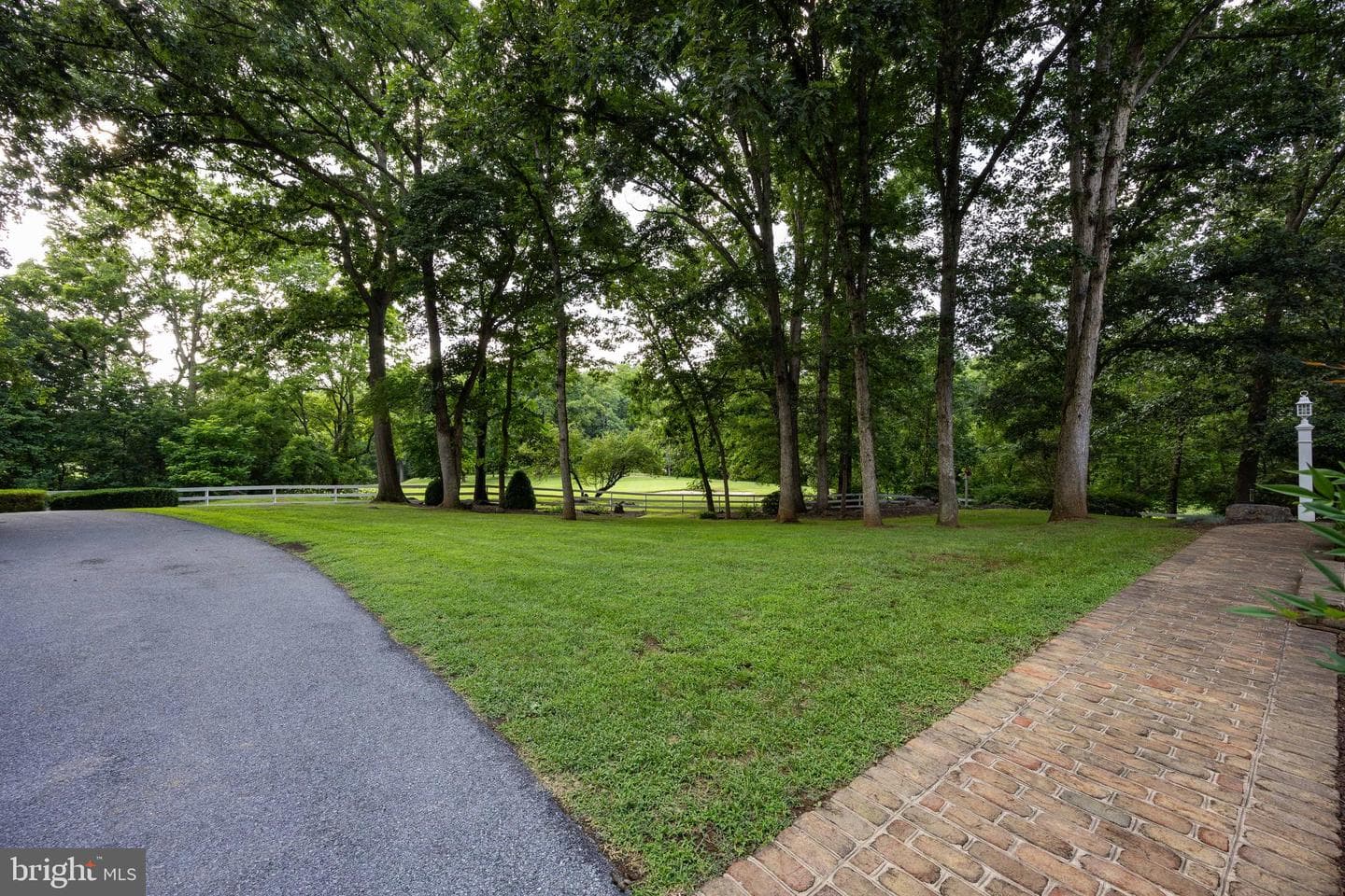 202 Topflite Drive photo 8