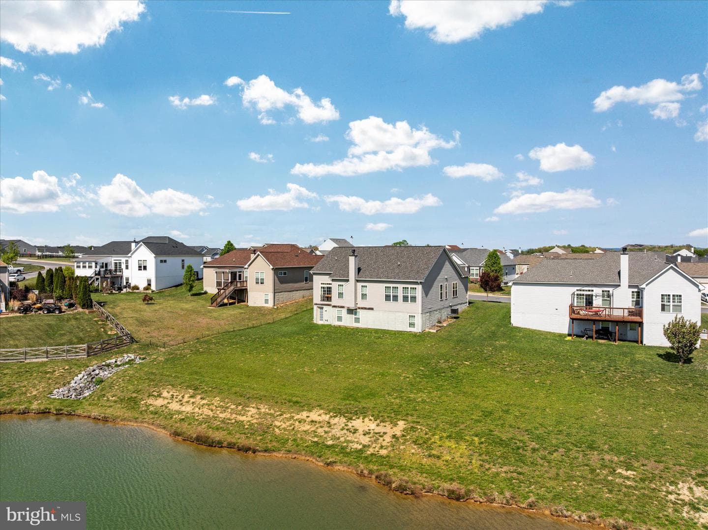 88 Aldershot Drive photo 43