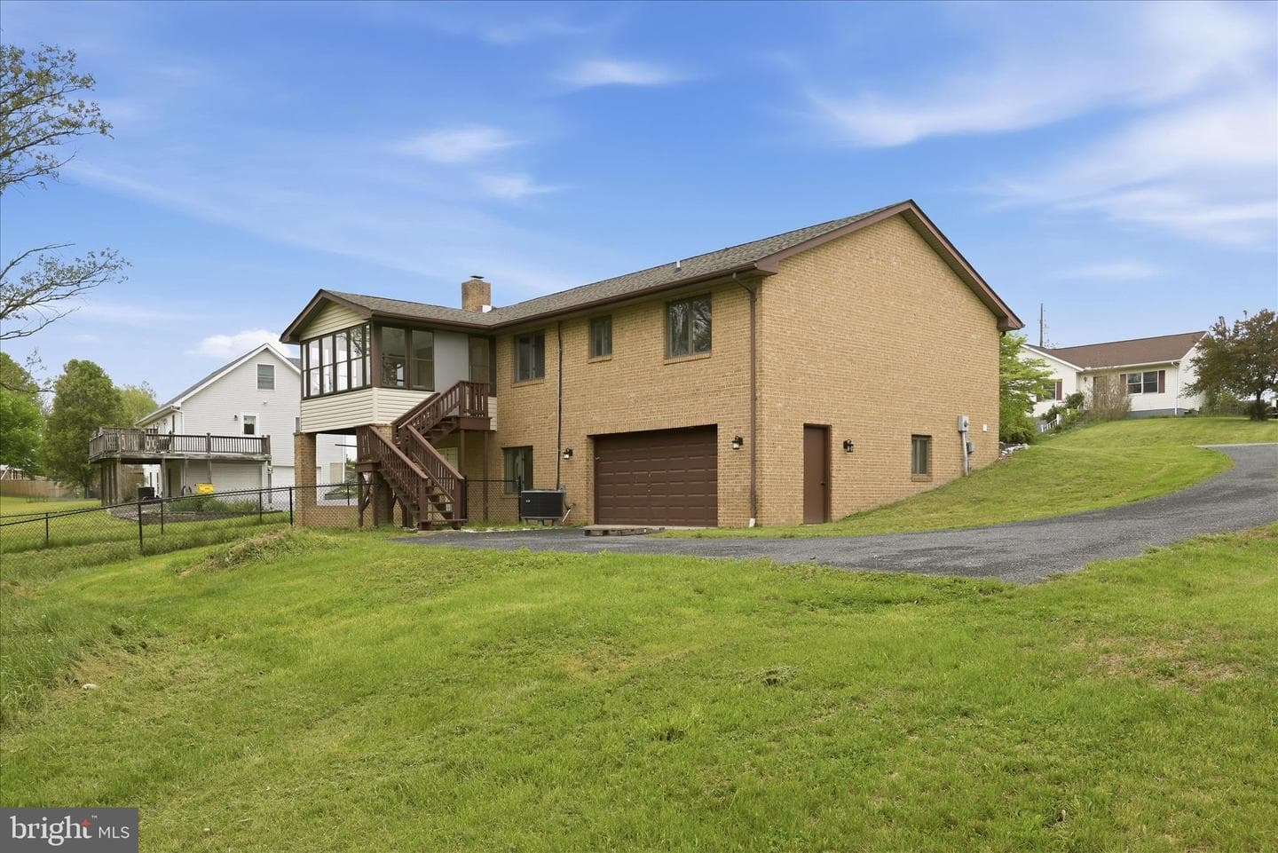 144 Brenda Drive photo 2