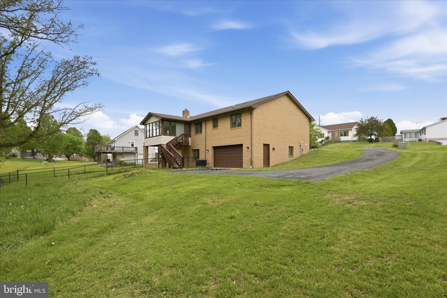 144 Brenda Drive photo 50