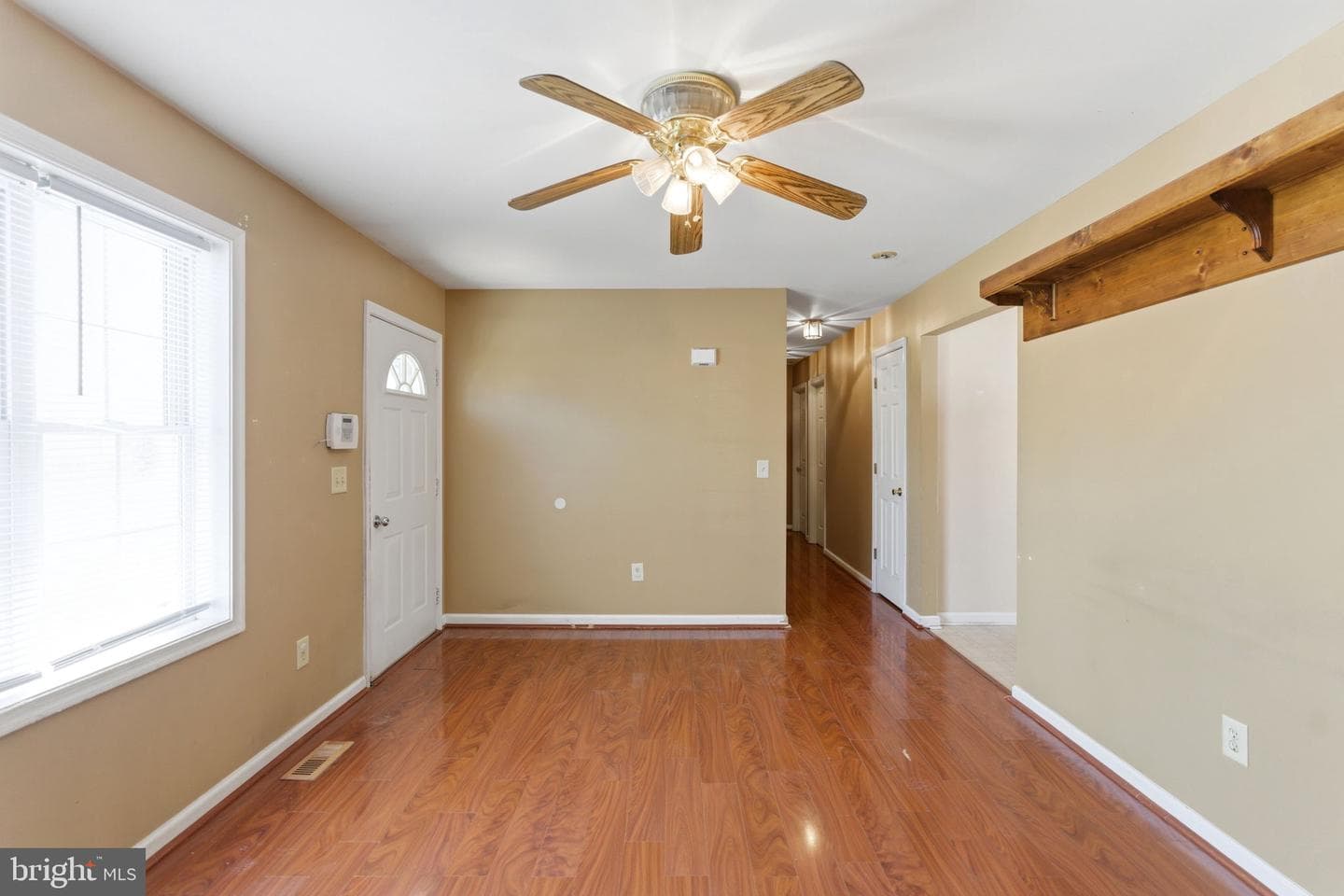 78 Gemini Court photo 4