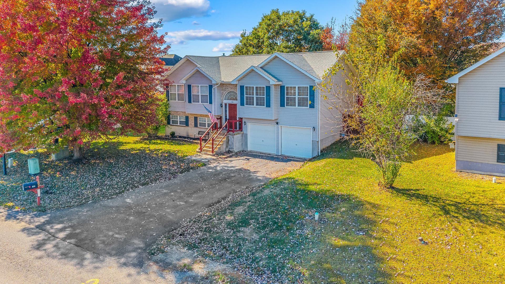 182 Bittinger Court photo 2