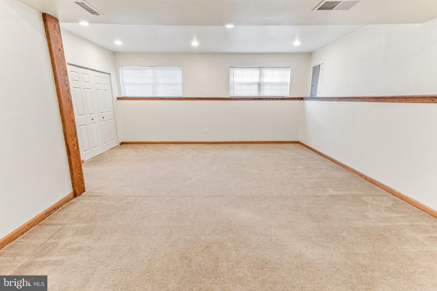 182 Bittinger Court photo 25