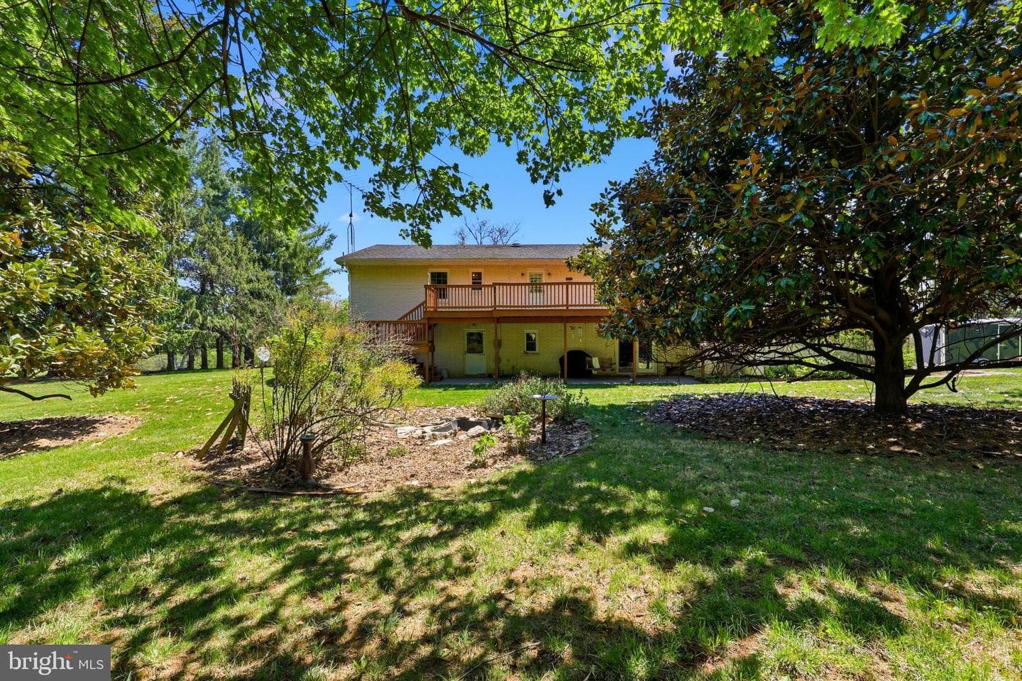 1539 Harold Drive photo 36