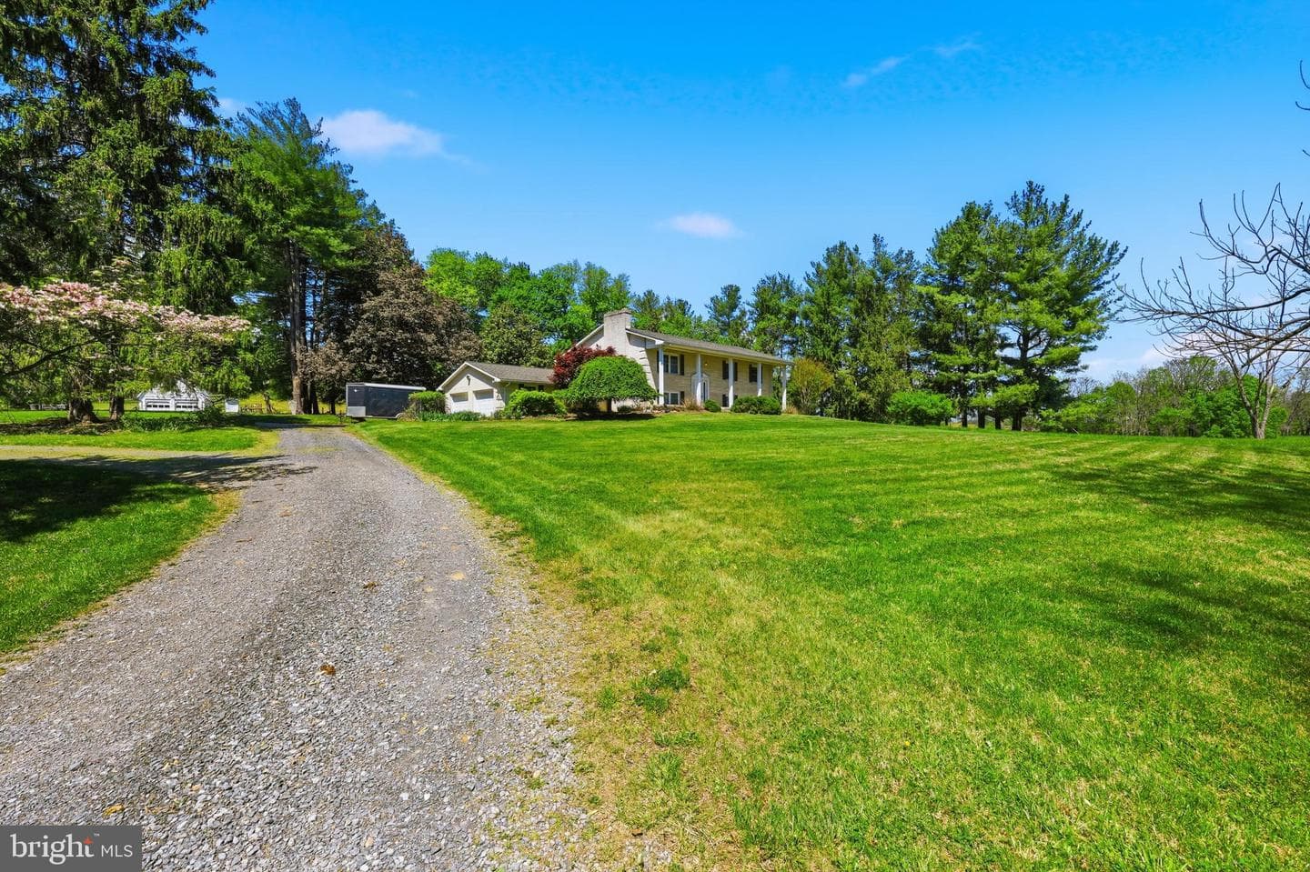 1539 Harold Drive photo 40
