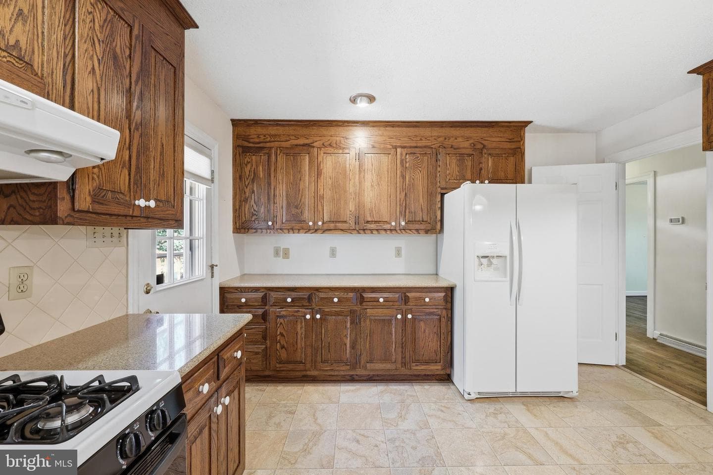 1539 Harold Drive photo 8