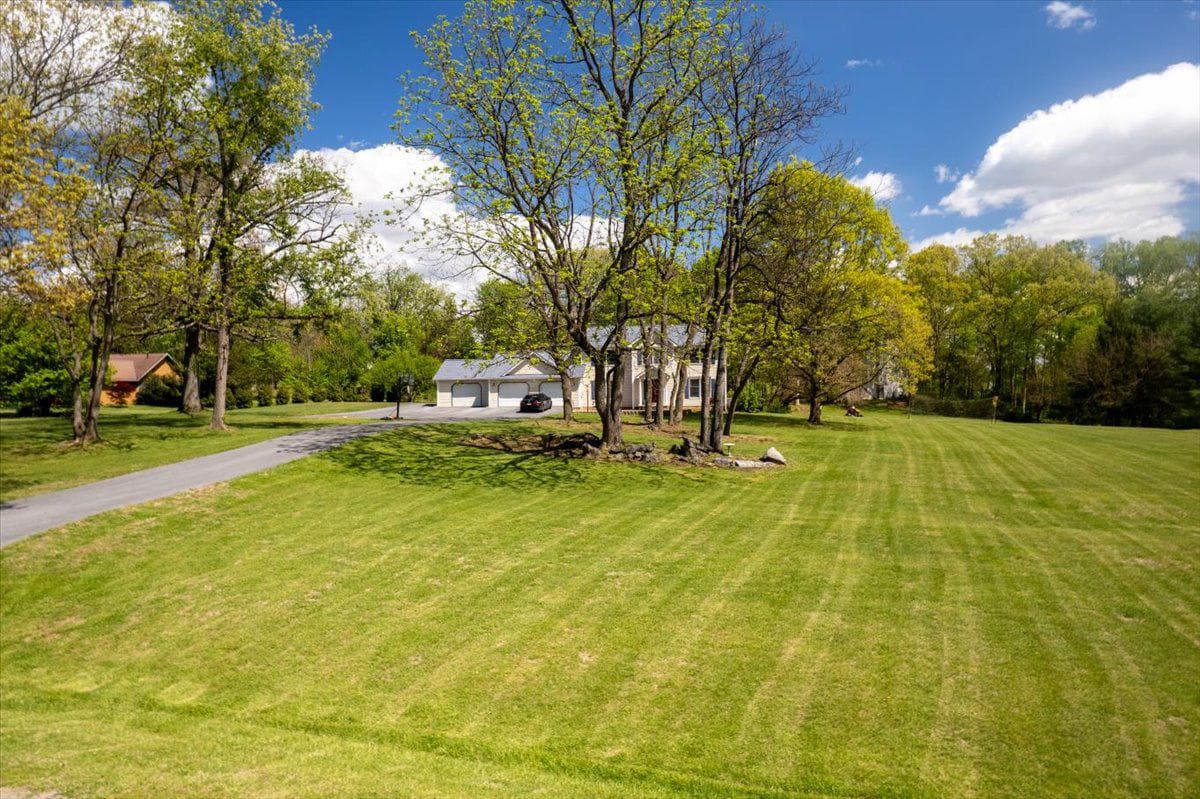 426 Appian Way photo 10