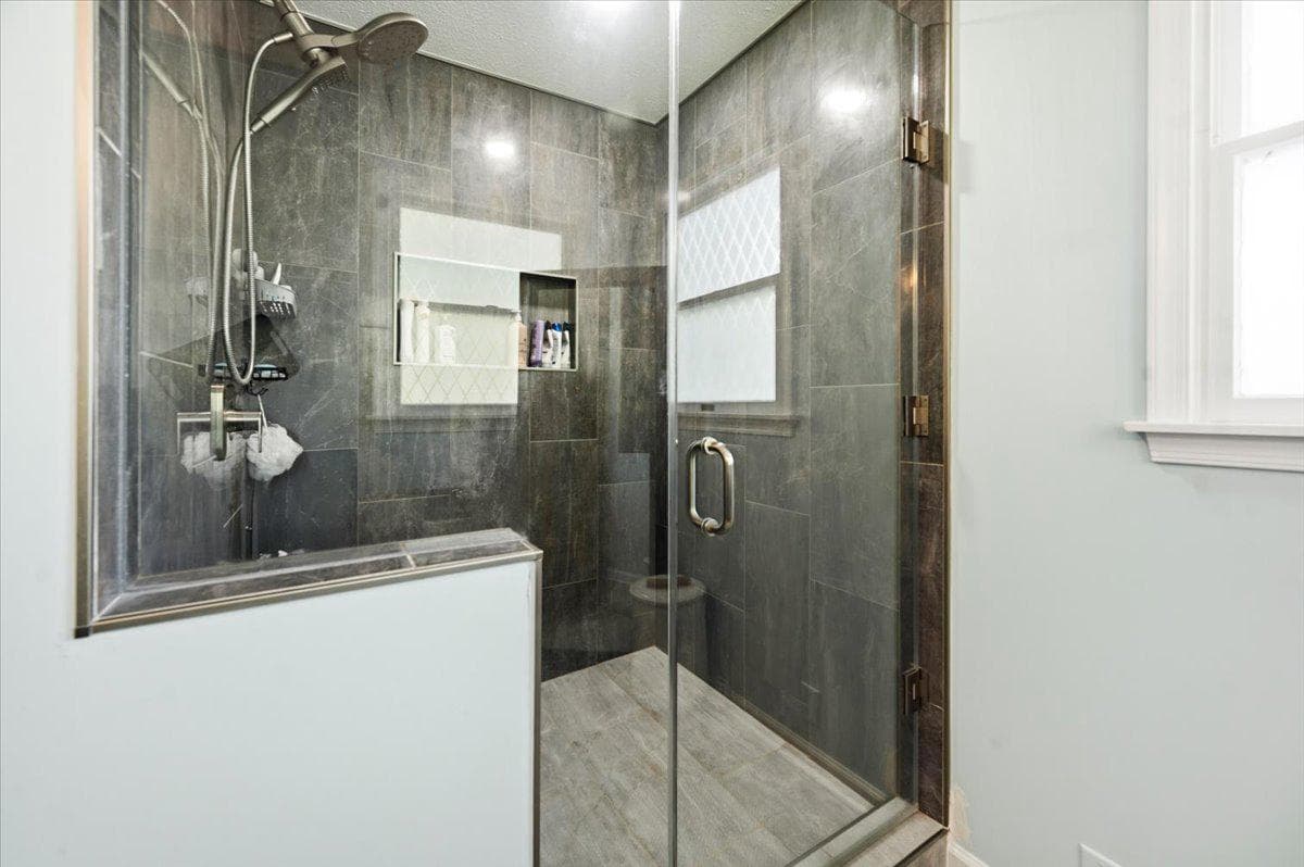 426 Appian Way photo 30
