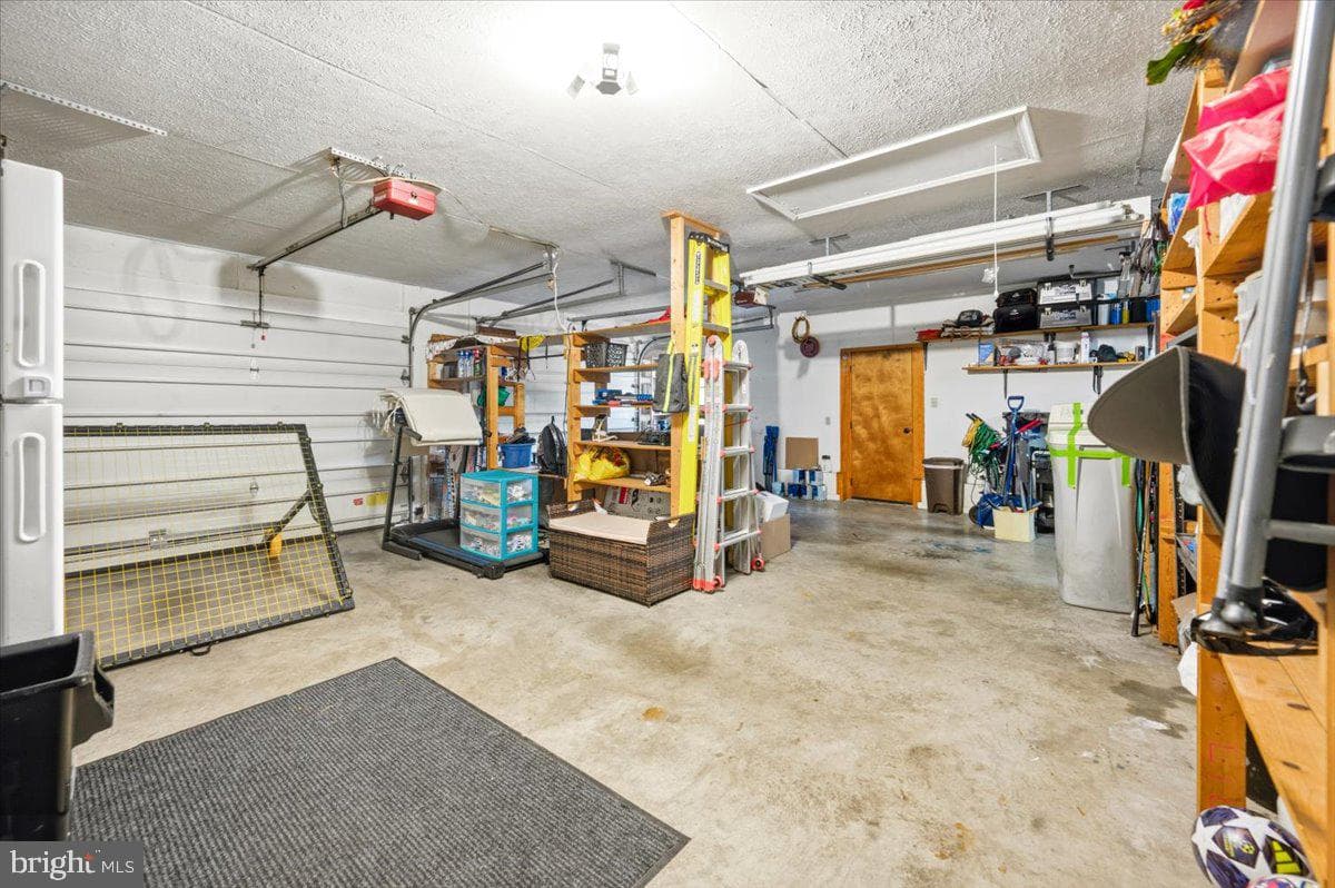 426 Appian Way photo 54