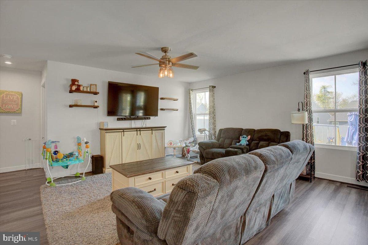 28 Boothbay Drive photo 14