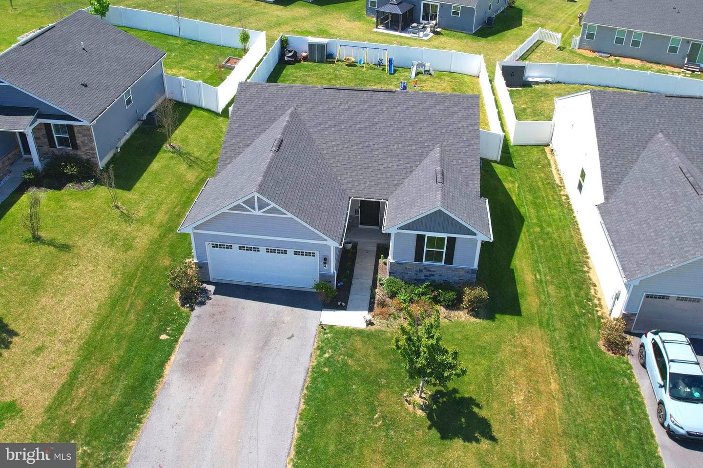 28 Boothbay Drive photo 3