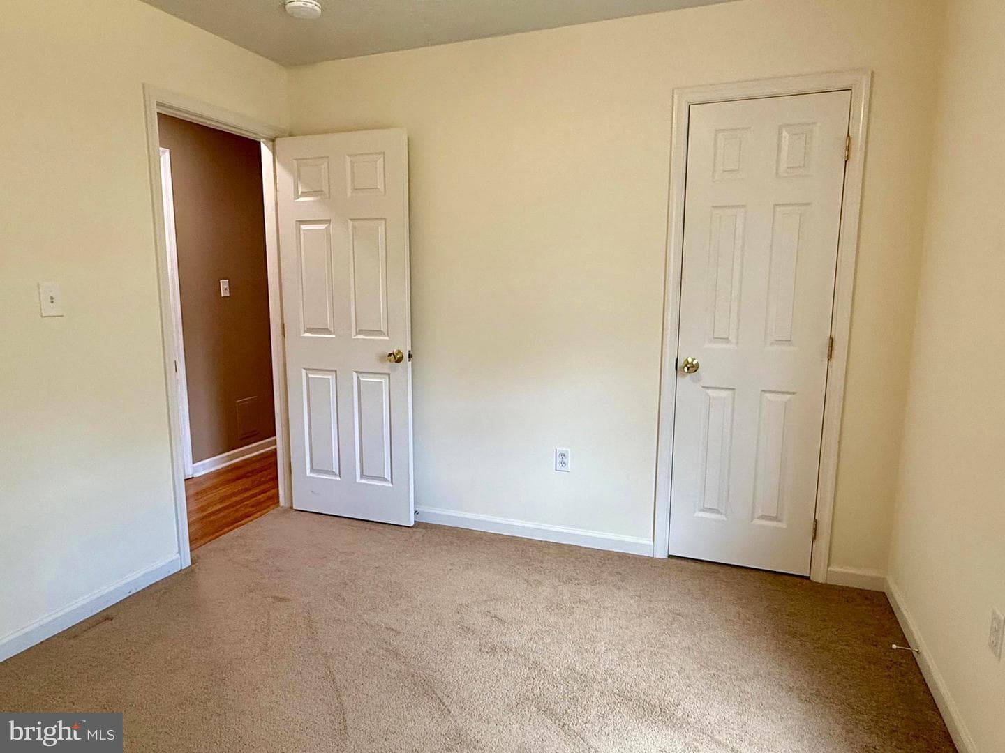 110 Pacific Boulevard photo 23