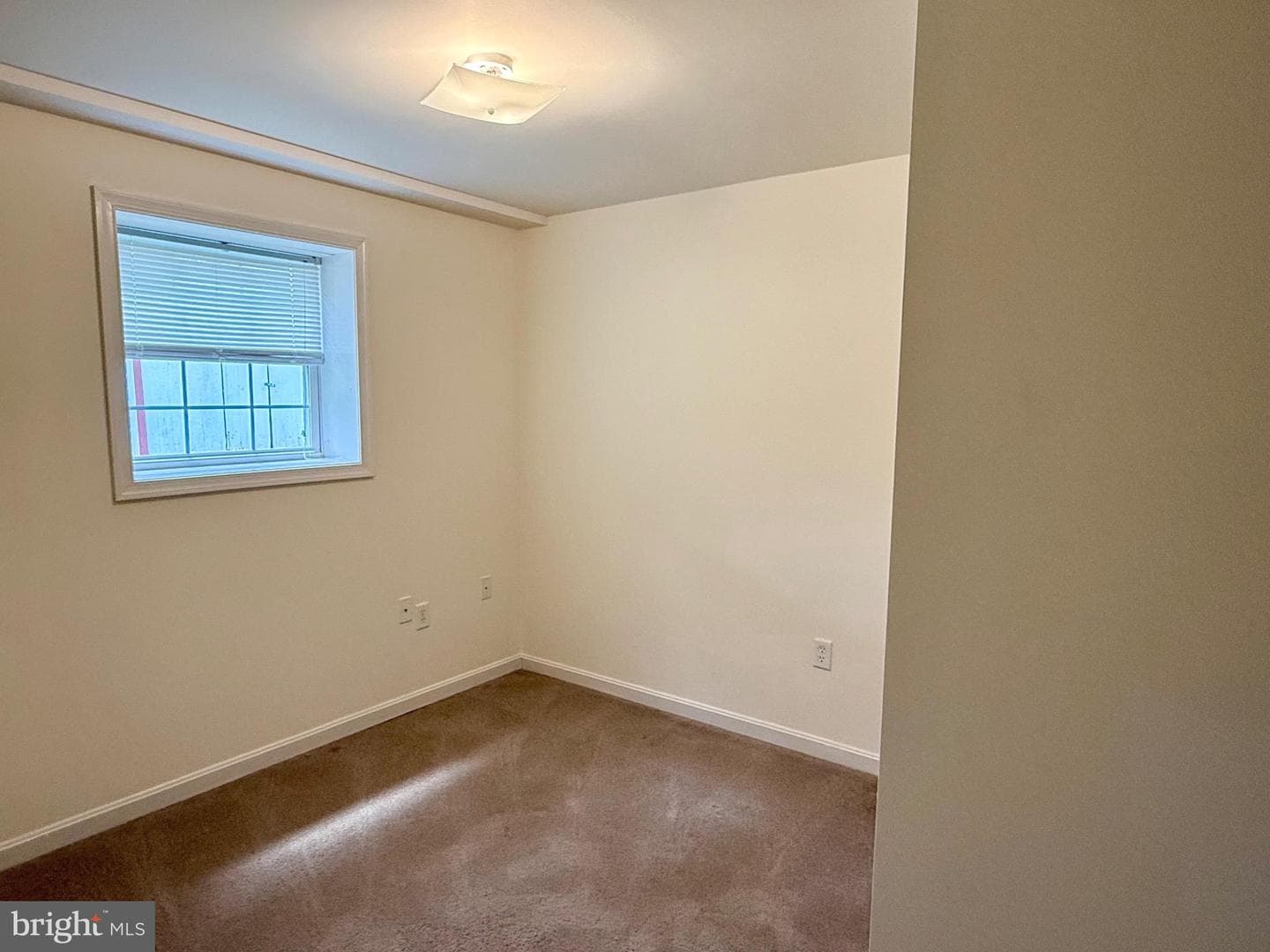 110 Pacific Boulevard photo 31