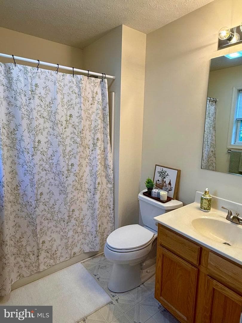 110 Pacific Boulevard photo 35