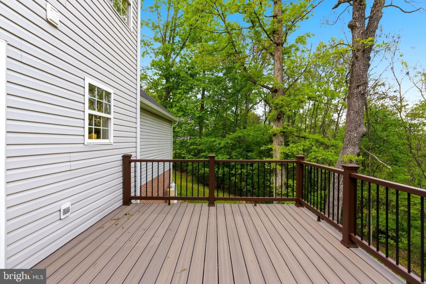 336 Zenith Drive photo 31