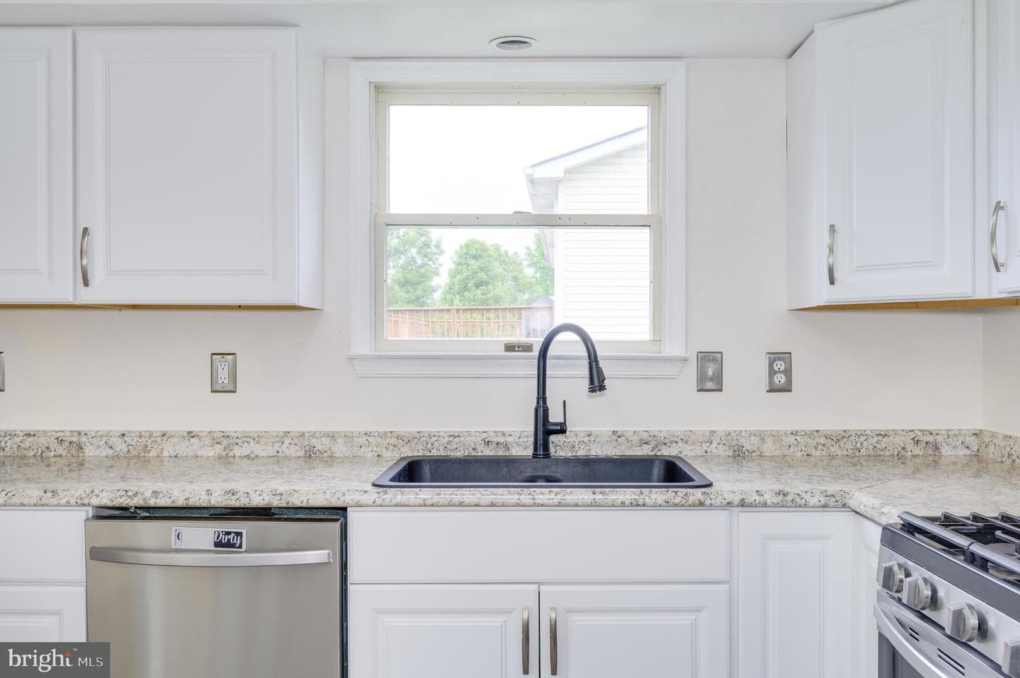 176 Elementary Drive photo 8