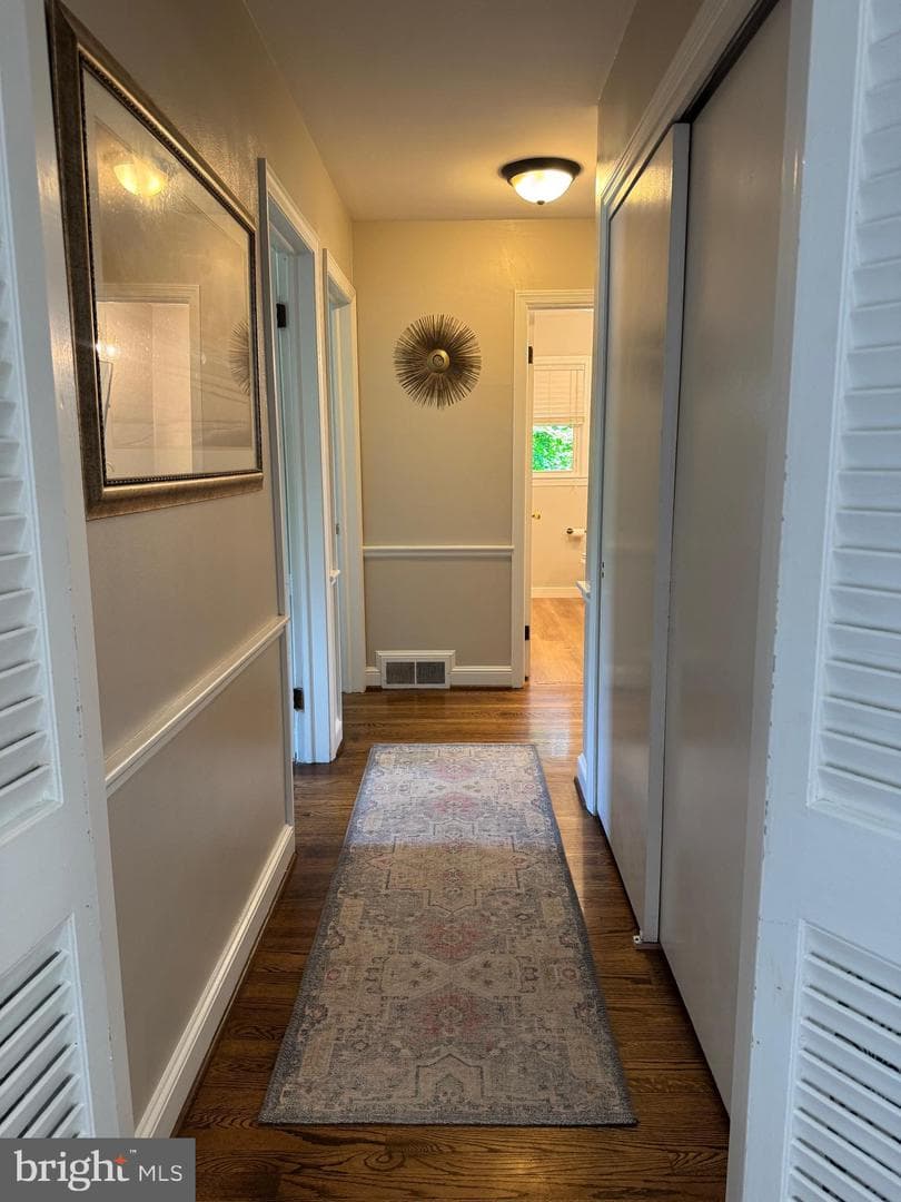 408 N Tennessee Avenue photo 4