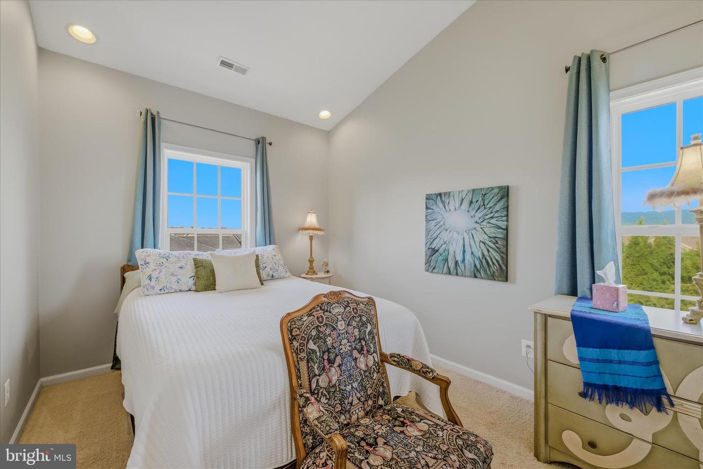 100 Darden Court E photo 28