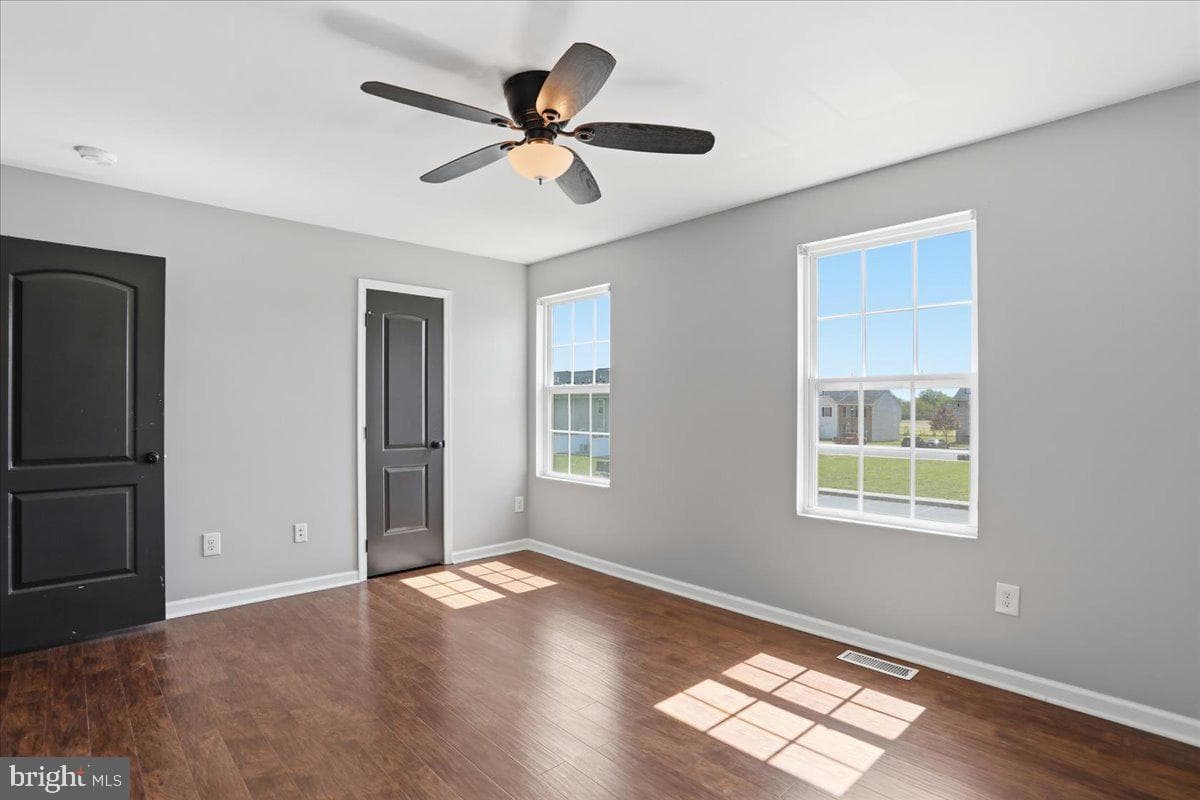 388 Dorothy Court photo 23