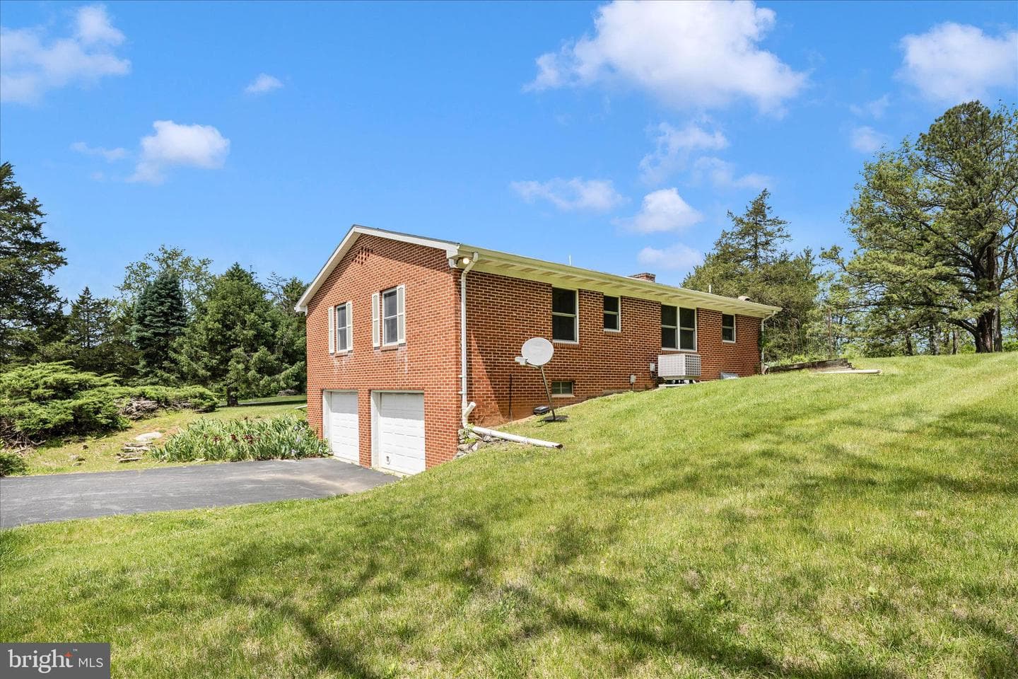 208 Stoney Lick Road photo 2