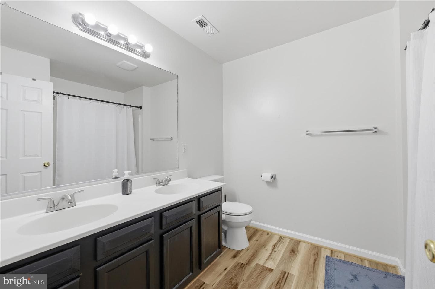 46 Willowby Court photo 33