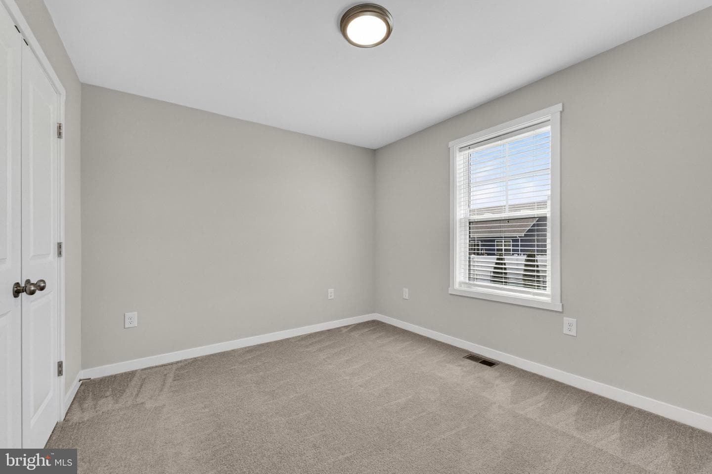 210 Lahaye Drive photo 24