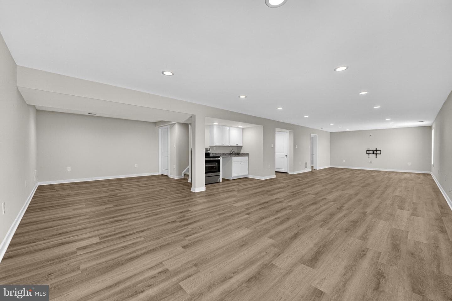 210 Lahaye Drive photo 42