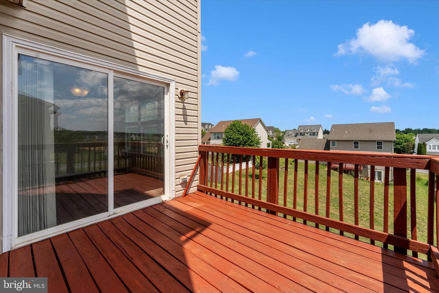 112 Raphael Court photo 36