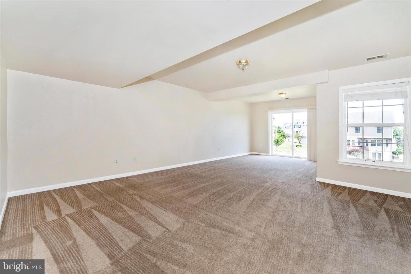 112 Raphael Court photo 4