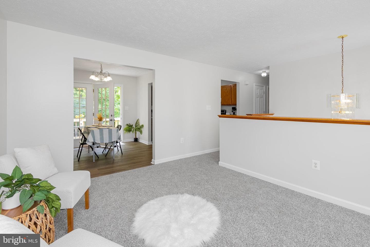 127 Thoreau Drive photo 7