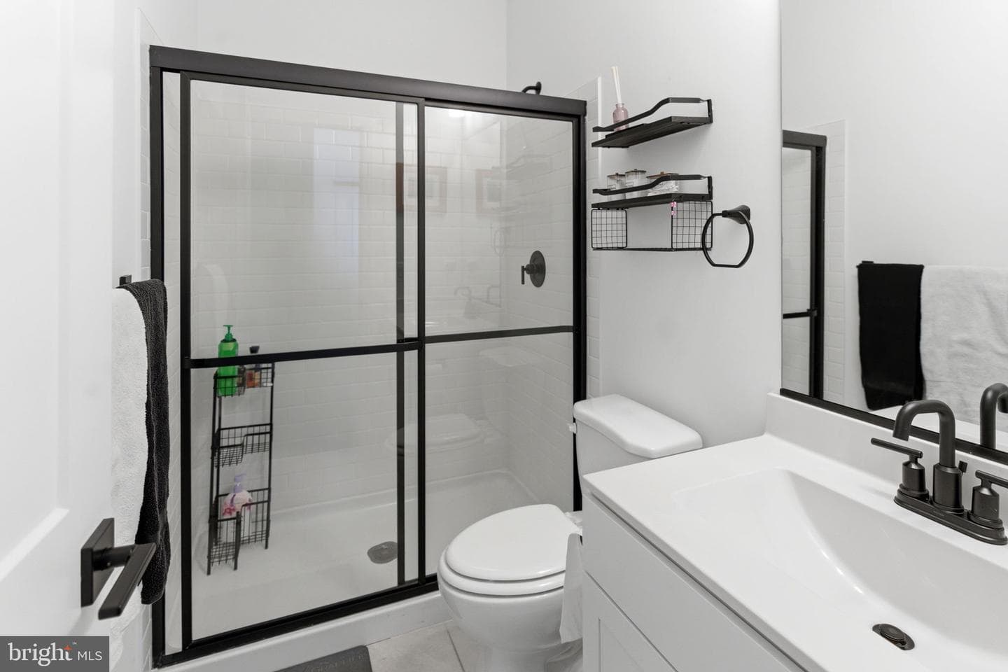 32 Salute Circle photo 36