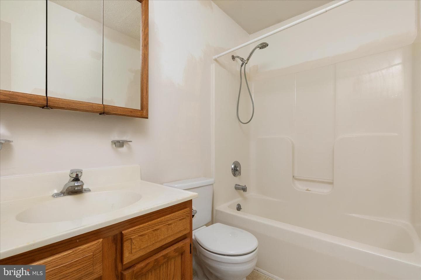 33 Dorothy Court photo 13