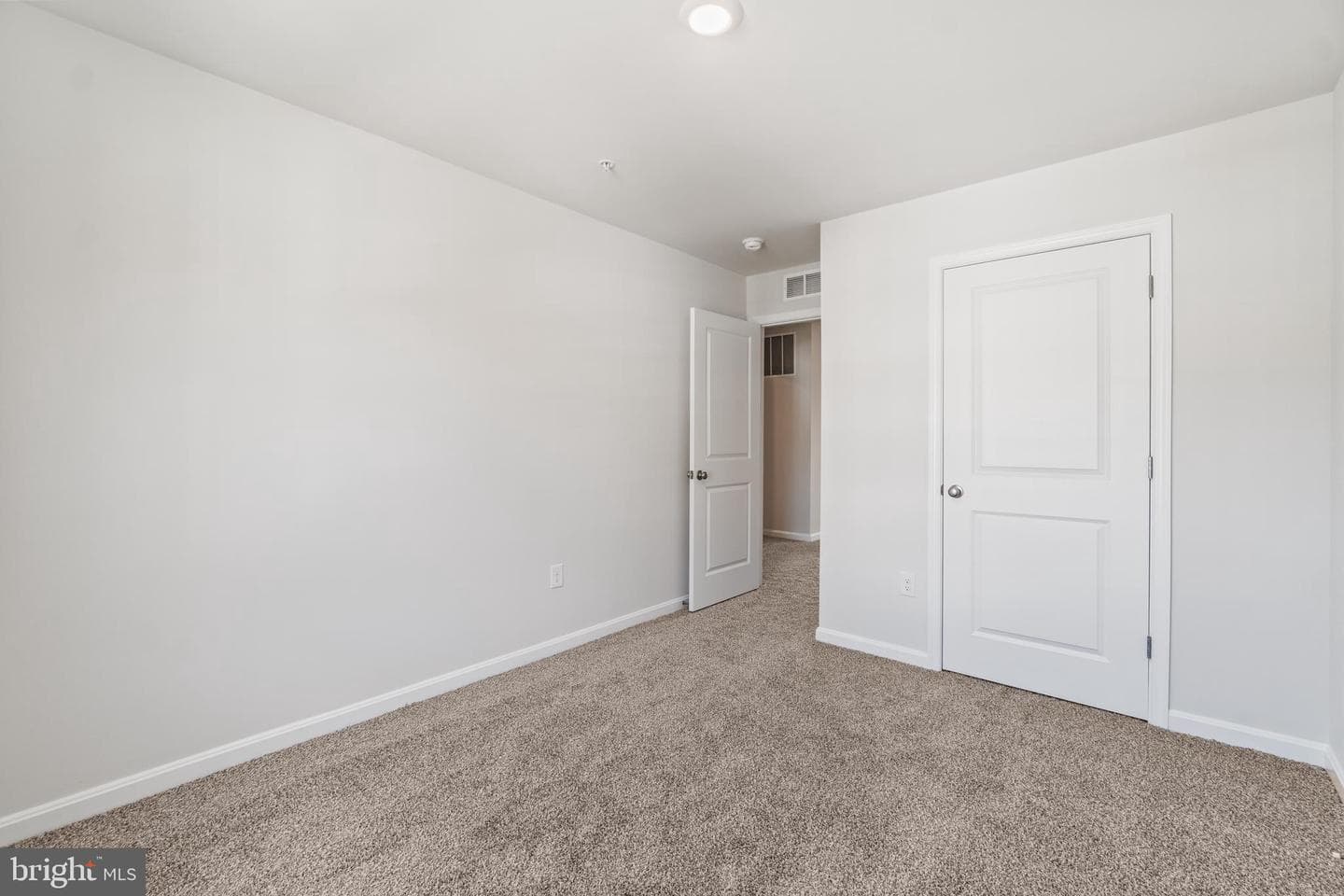 238 Anconas Boulevard photo 25