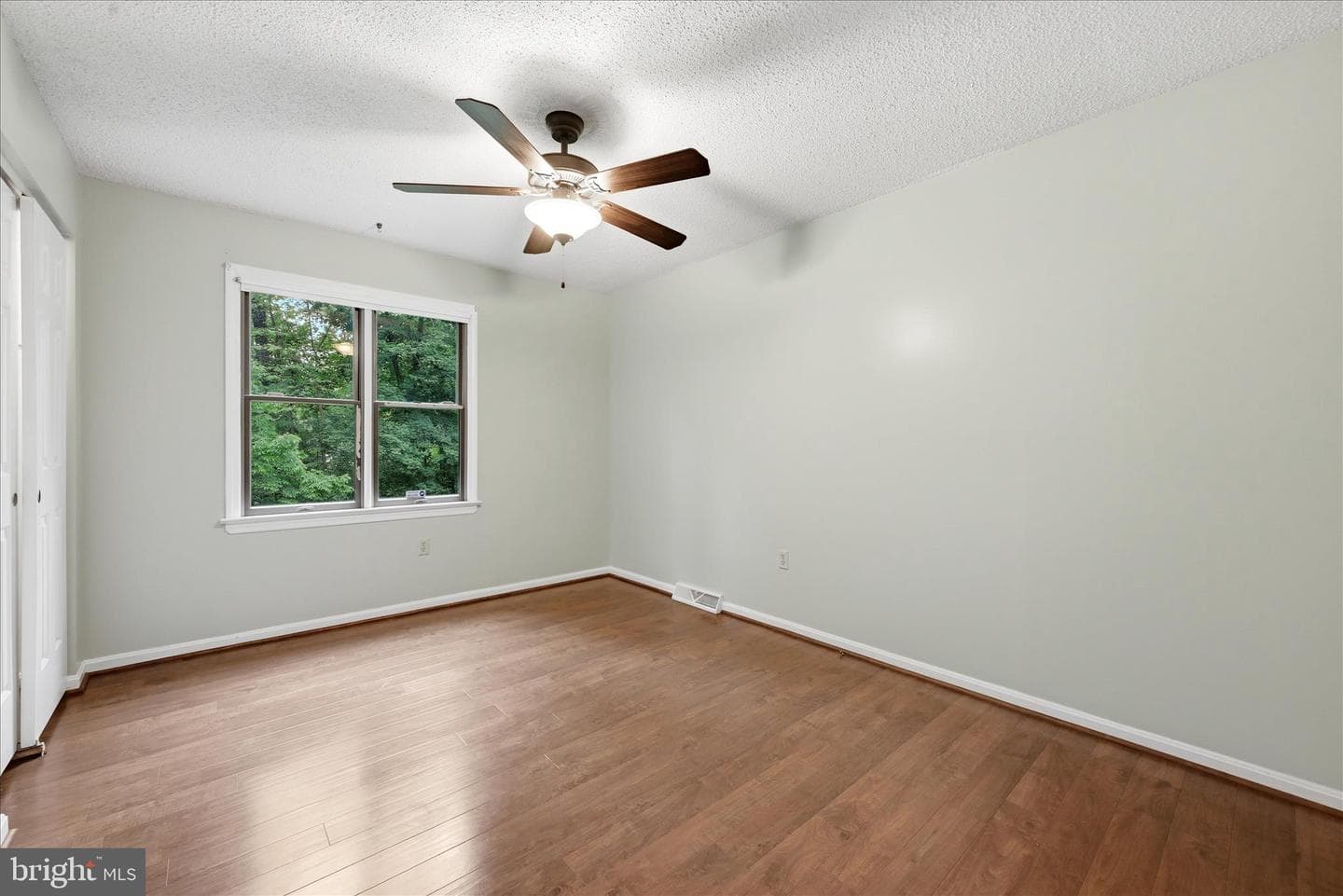 243 Tanbridge Drive photo 32