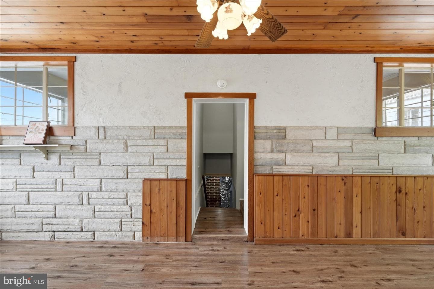 507 Wilson Street photo 25