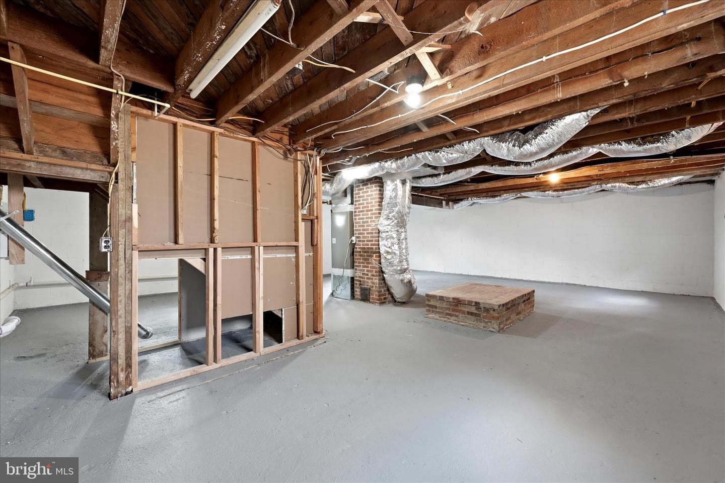 507 Wilson Street photo 26